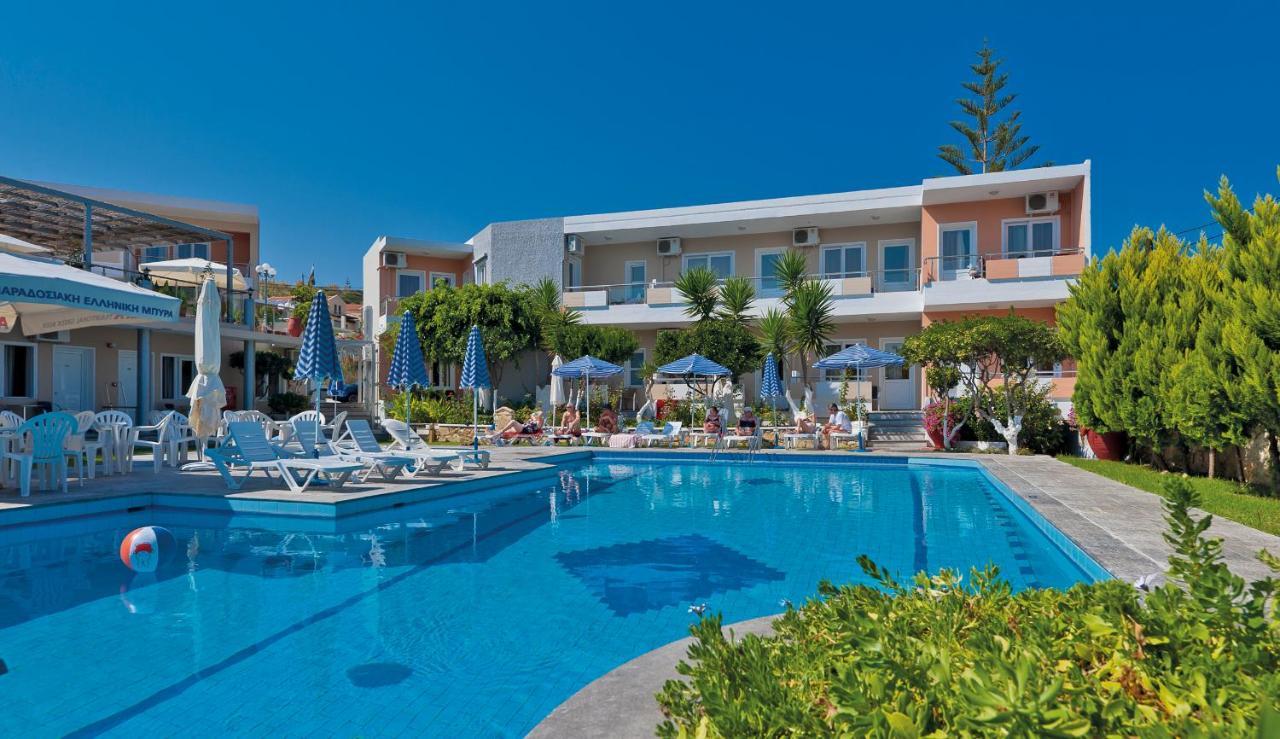 Hotel Koukouras Stalós Buitenkant foto