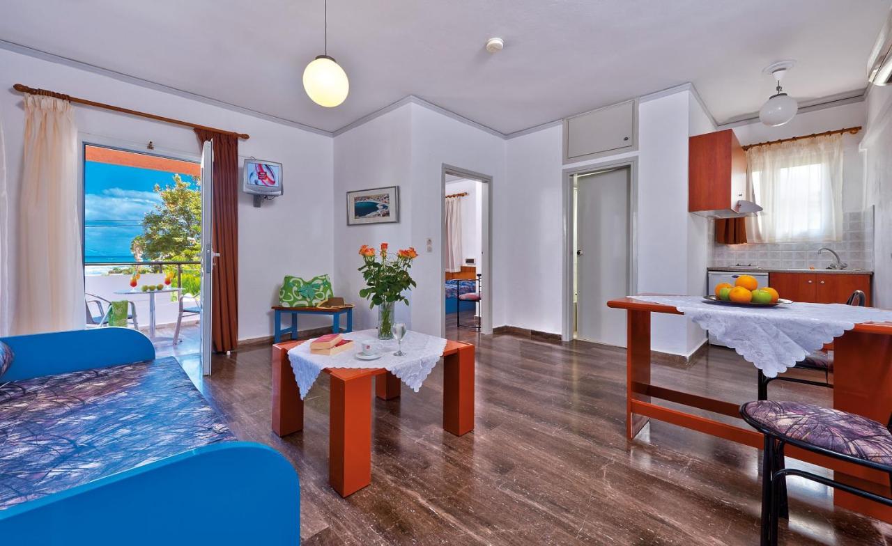 Hotel Koukouras Stalós Buitenkant foto