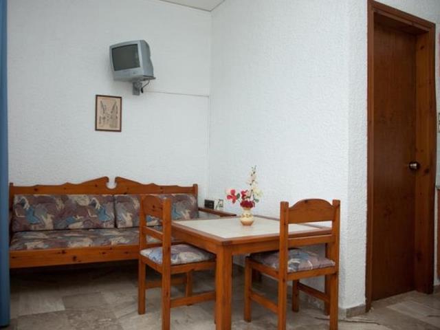 Hotel Koukouras Stalós Buitenkant foto
