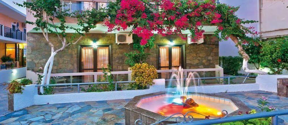 Hotel Koukouras Stalós Buitenkant foto