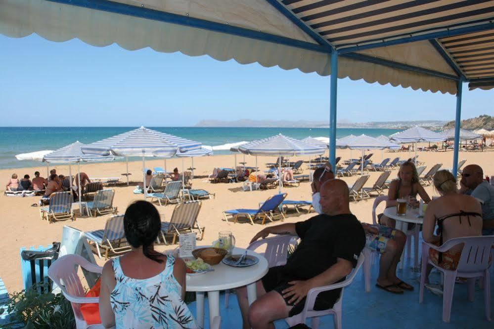 Hotel Koukouras Stalós Buitenkant foto